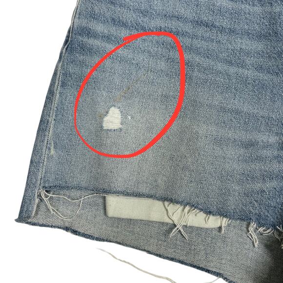 Hudson Sloane Short 29 Distressed Denim Step Hem Button Fly Light Wash Cutoffs - Picture 6 of 8